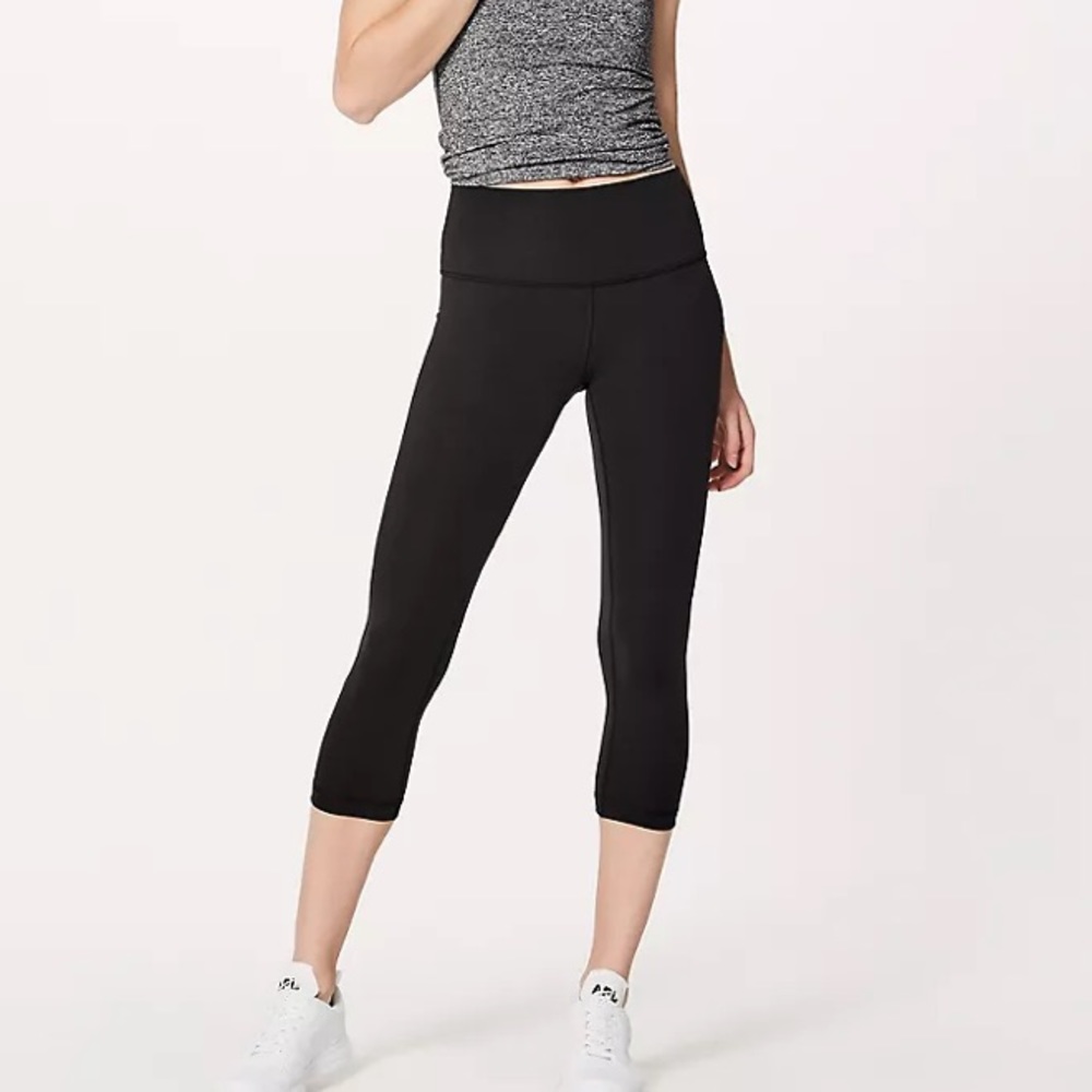 Lululemon Cropped Wunder Train Leggings Size 2